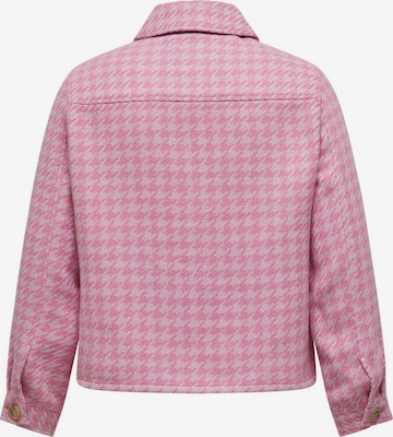 ONLY Carmakoma Демисезонная куртка 'KIMMIE' в Ярко-розовый