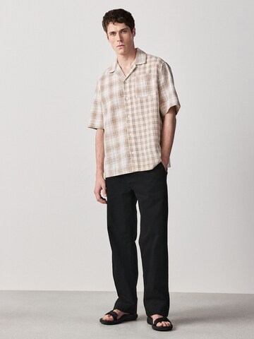 brūns Next Komforta piegriezums Krekls