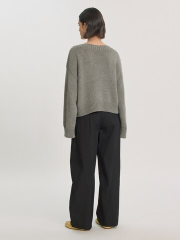 EDITED Pullover 'Damara' in Grau