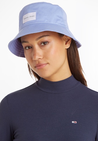 Tommy Jeans Hat in Blue: front