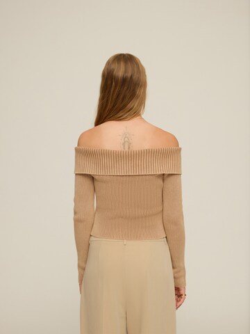 Cheyenne Ochsenknecht Knit cardigan in Beige