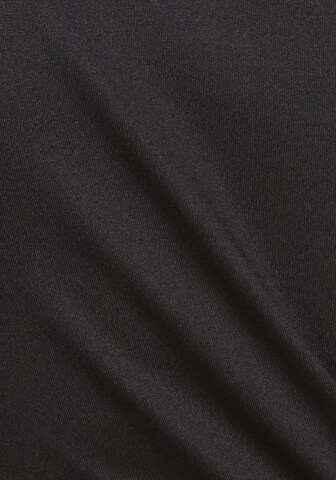 T-shirt LASCANA ACTIVE en noir