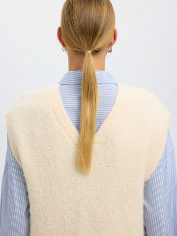 SELECTED Knitted Vest 'SLFGABELLA' in Beige
