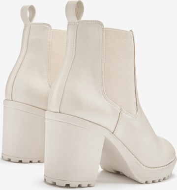 LASCANA Chelsea boots in Beige