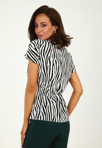 Awesome Apparel Blouse in Zwart