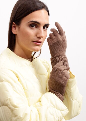 CODELLO Full Finger Gloves in Brown: front