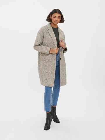 Manteau mi-saison 'ROSELLE' VERO MODA en marron