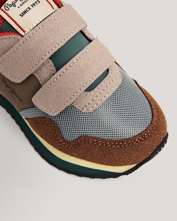 Sneaker 'London Essence' di Pepe Jeans in marrone