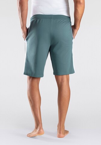 BENCH Loose fit Pants in Green