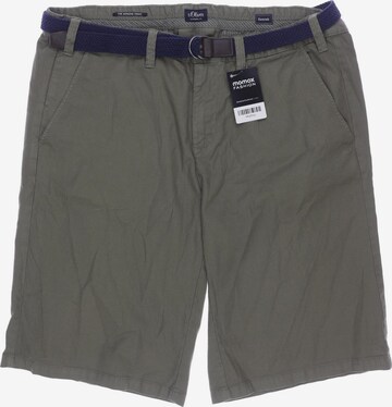 s.Oliver Shorts in 40 in Green: front