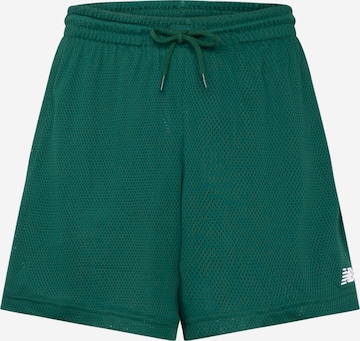 new balance Regular Pants in Green: front