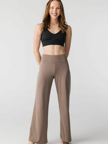 Haut ' Float ' Girlfriend Collective en noir