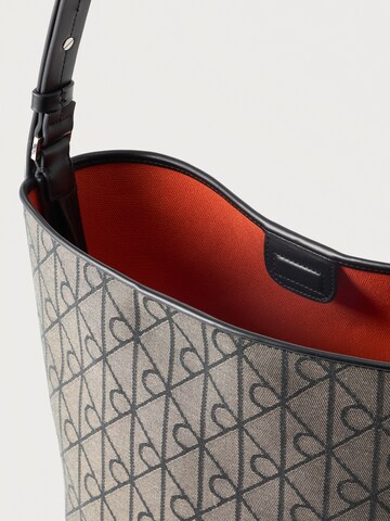 Calvin Klein Τσάντα ώμου σε μαύρο