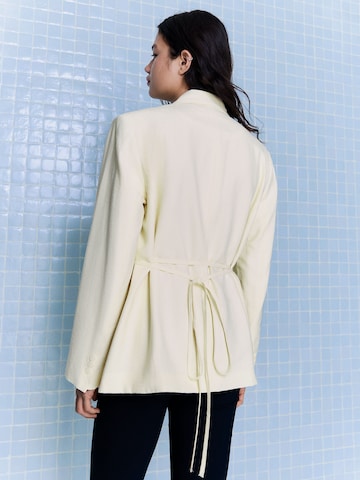 Bershka Blazer | rumena barva