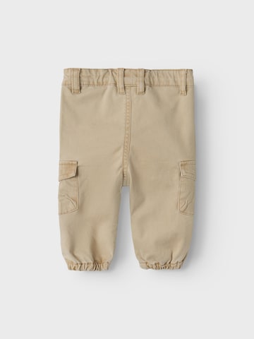 NAME IT - Tapered Pantalón 'Ben' en beige