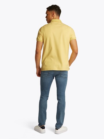 Maglietta di TOMMY HILFIGER in giallo