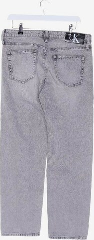 Calvin Klein Jeans in 31 in Grey