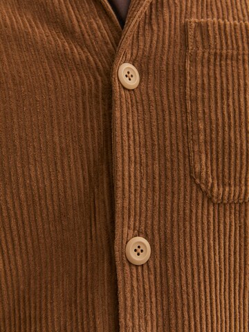 JACK & JONES - Ajuste regular Camisa 'Kendrick' en marrón