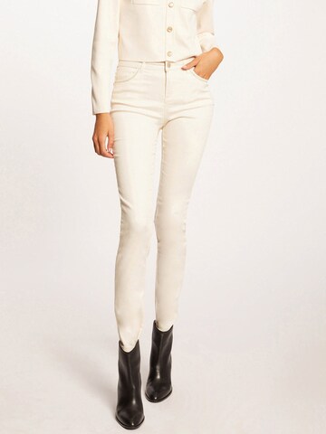 Morgan Slim fit Trousers in White: front