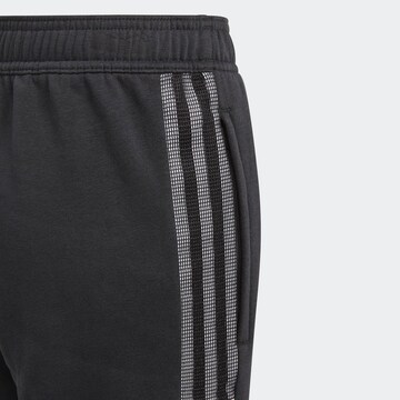 Coupe slim Pantalon de sport 'Tiro 21 Sweat' ADIDAS PERFORMANCE en noir