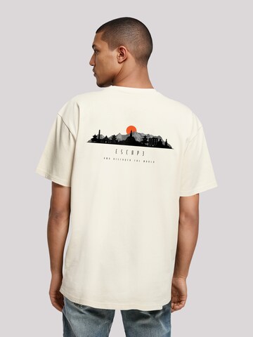 T-Shirt 'Escape Discover the World Asian Town' F4NT4STIC en beige