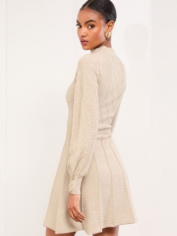 Lipsy Pletené šaty - Béžová