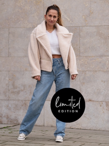 Giacca di mezza stagione 'Nela' di ABOUT YOU Limited in beige: frontale