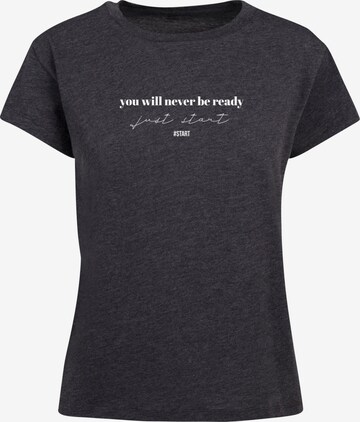 Merchcode Shirt 'Just Start' in Grijs: voorkant