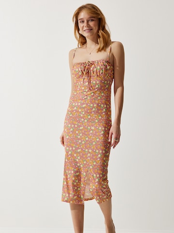 Abito estivo di Happiness İstanbul in arancione: frontale