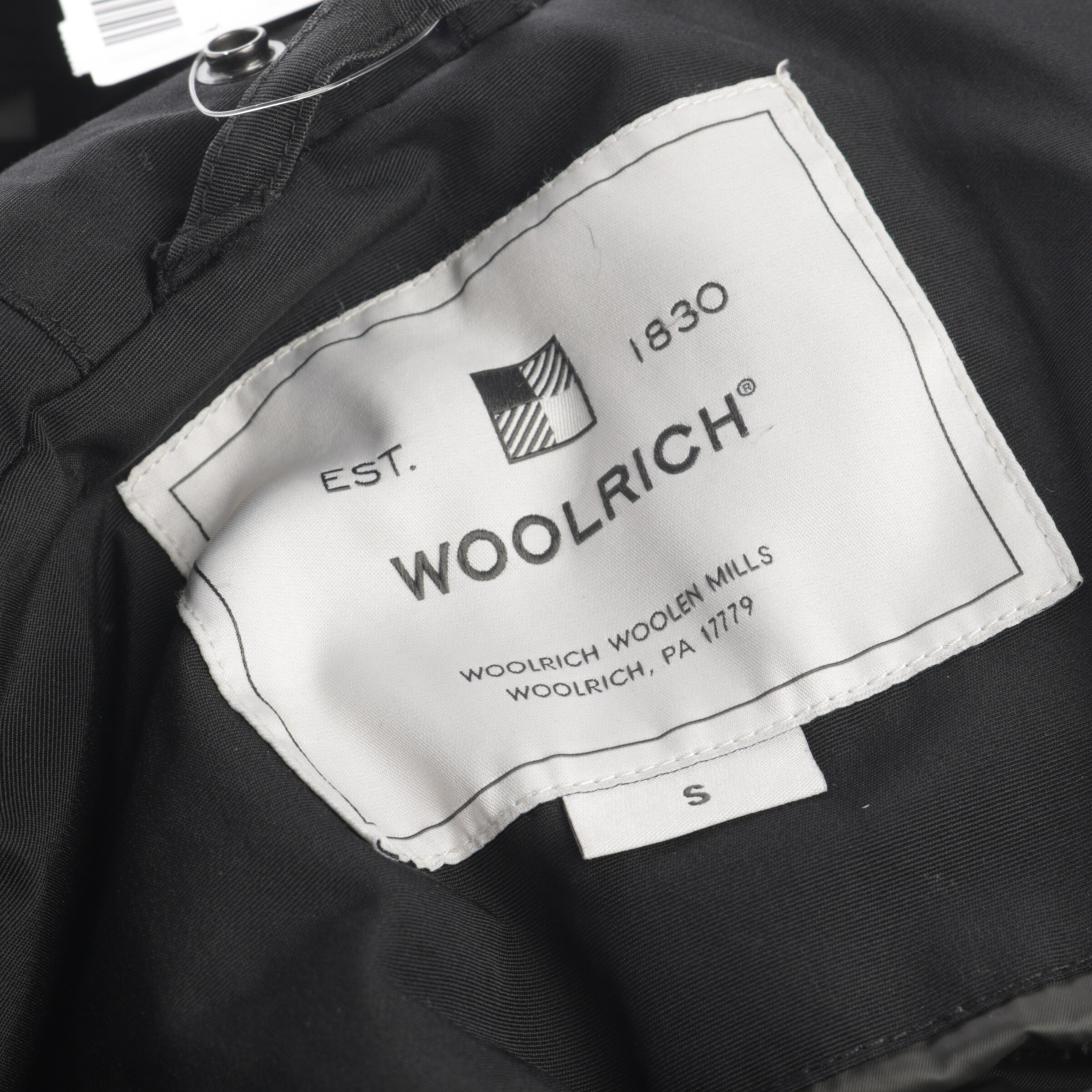 Woolrich Jacket & Coat in S in Black