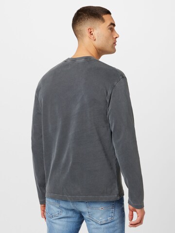 T-Shirt Marc O'Polo en gris