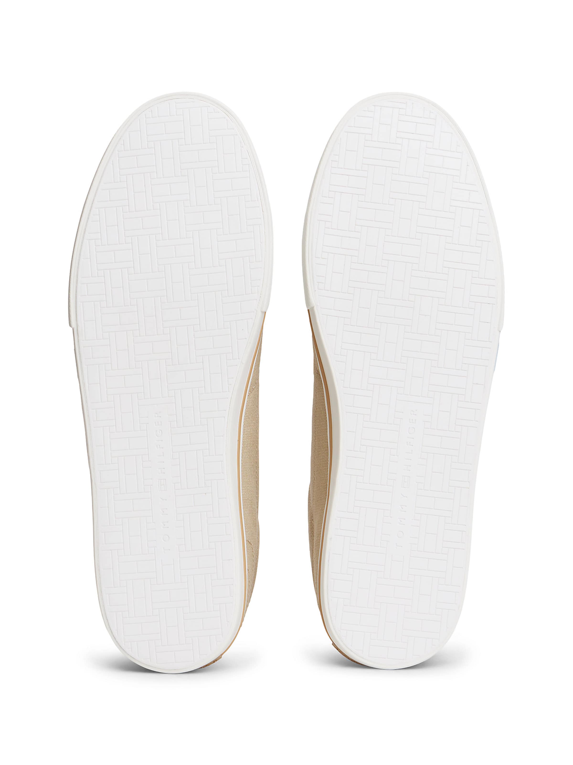 Baskets basses TOMMY HILFIGER en beige