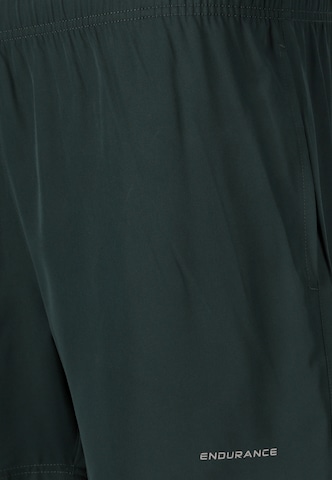 ENDURANCE Regular Sportbroek 'Kros' in Groen