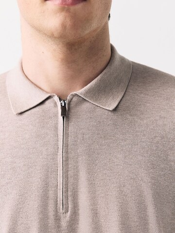 Next Shirt in Beige