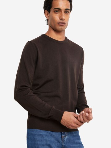 Il Lanificio Sweater in Brown: front