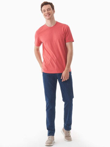 Organication T-Shirt in Rot
