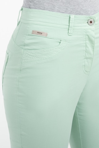 Coupe slim Pantalon 'Colette' Recover Pants en vert