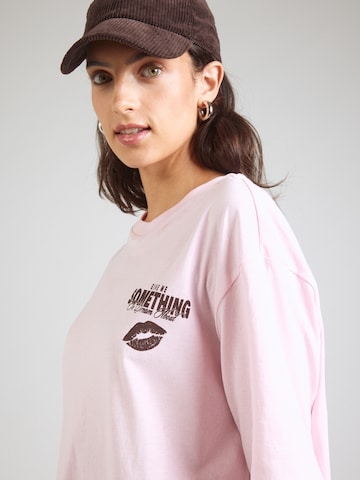 T-shirt 'VMLAURA' VERO MODA en rose