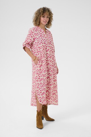 Robe-chemise 'Bellis' Cream en rose