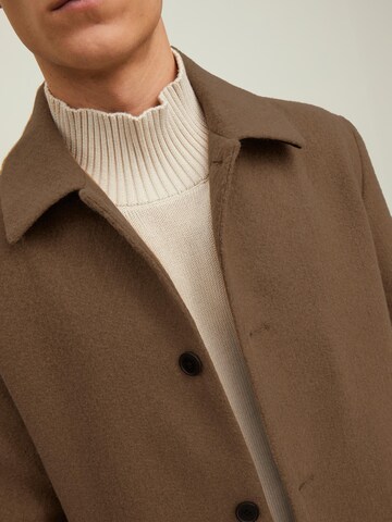 JACK & JONES Between-Seasons Coat 'Toby' in Brown