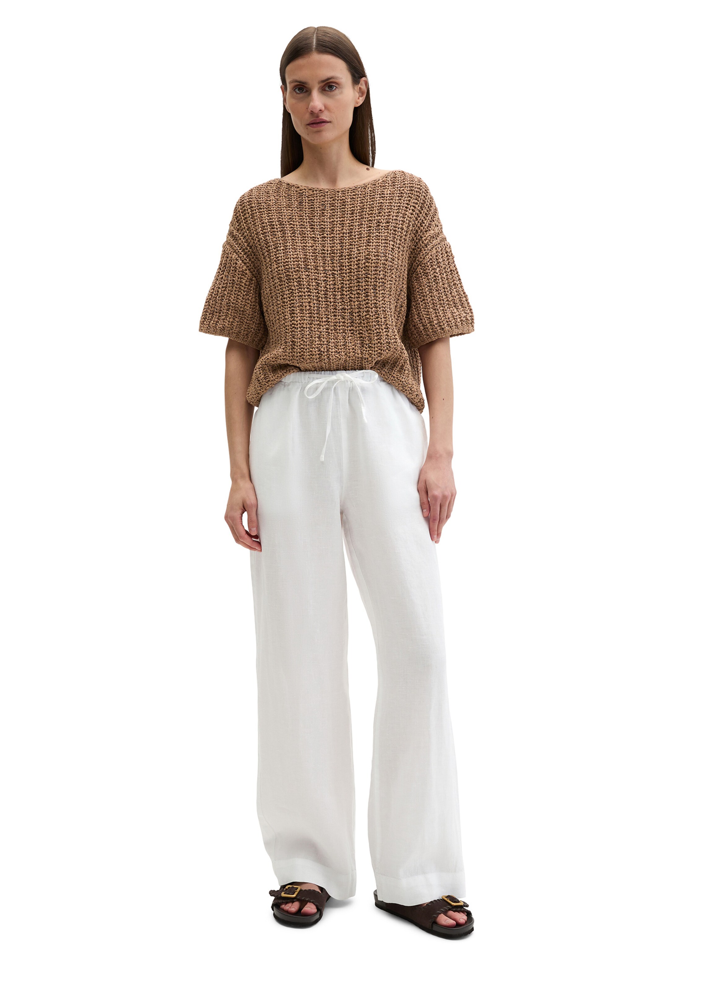 Marc O'Polo Loose fit Trousers in White: front