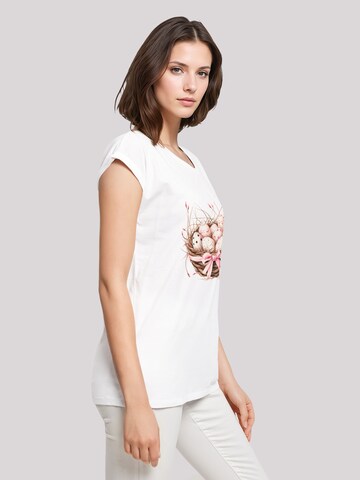 F4NT4STIC T-Shirt 'Osterei Nest Korb Dekor' in Weiß