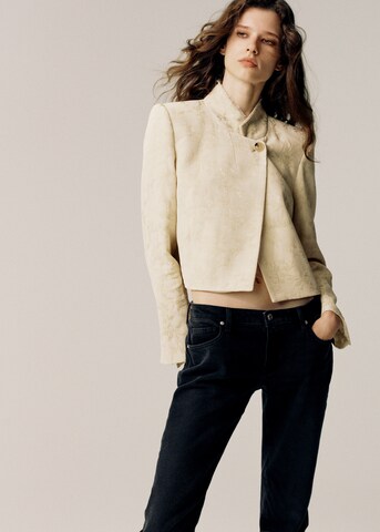 Wide leg Jeans con pieghe 'CAIT' di MANGO in nero