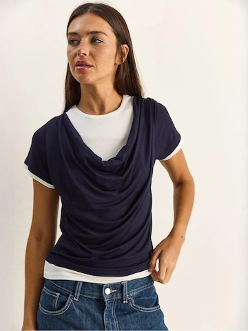 Bianco Lucci - Camisa em azul: frente