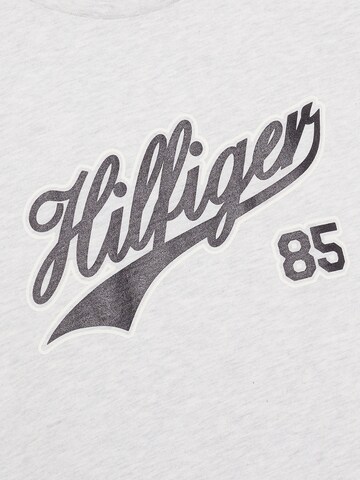 TOMMY HILFIGER - Camiseta en blanco