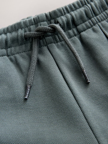 Next Normalny krój Spodnie w kolorze zielony