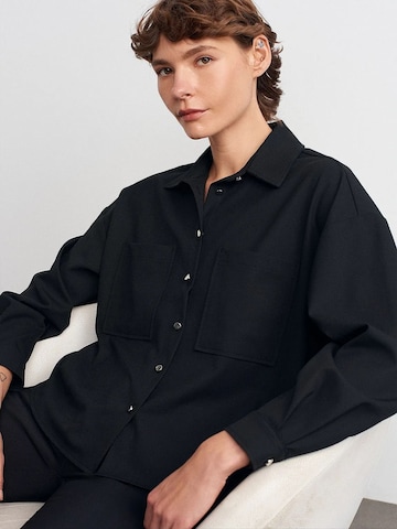 Dilvin - Camisa 'Hemden' em preto: frente