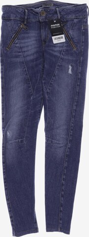 GUESS Jeans in 26 in Blue: front