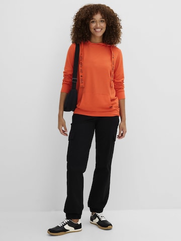 bonprix Sweatshirt in Oranje