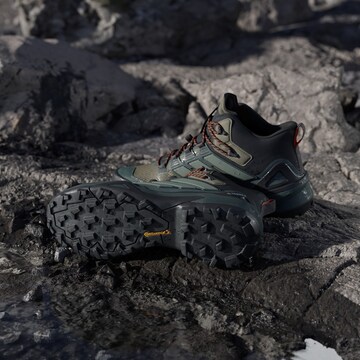 Boots 'Skychaser' ADIDAS TERREX en vert